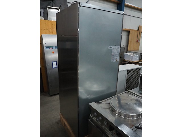 Saro - afbeelding 3 van  8