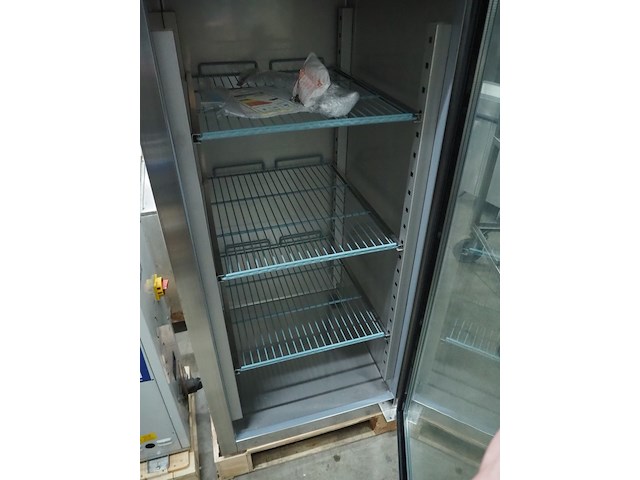 Saro - afbeelding 4 van  8