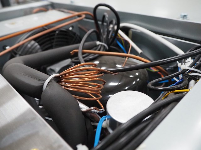 Saro - afbeelding 6 van  8