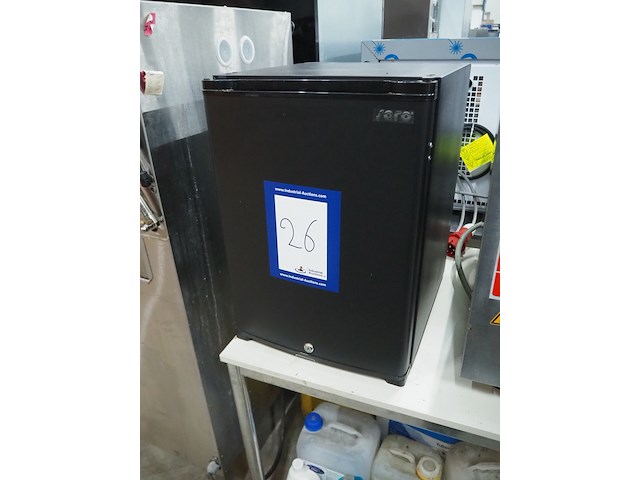 Saro - afbeelding 1 van  7