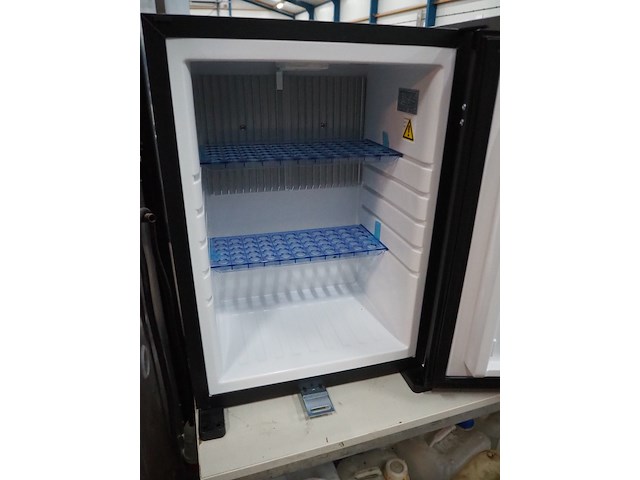 Saro - afbeelding 3 van  7