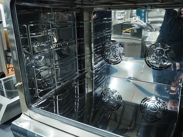 Saro - afbeelding 5 van  8