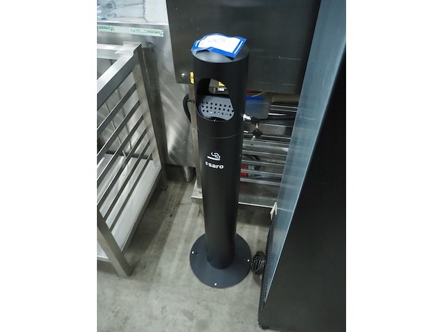 Saro - afbeelding 2 van  3