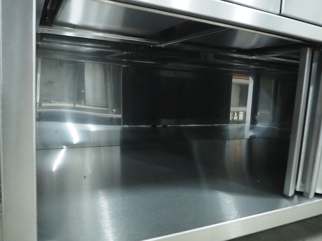 Saro - afbeelding 4 van  7