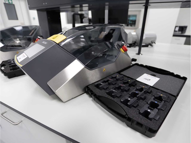 Sartorius biolasser tc steriele buislasapparaat - afbeelding 1 van  4