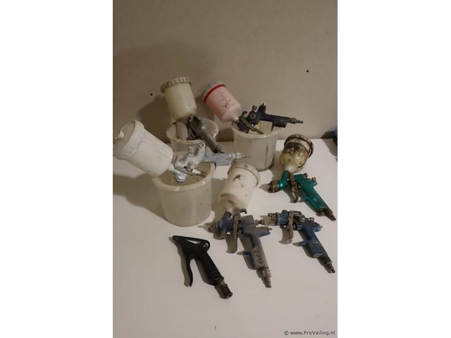 Sata gravity spuitpistolen - afbeelding 1 van  7
