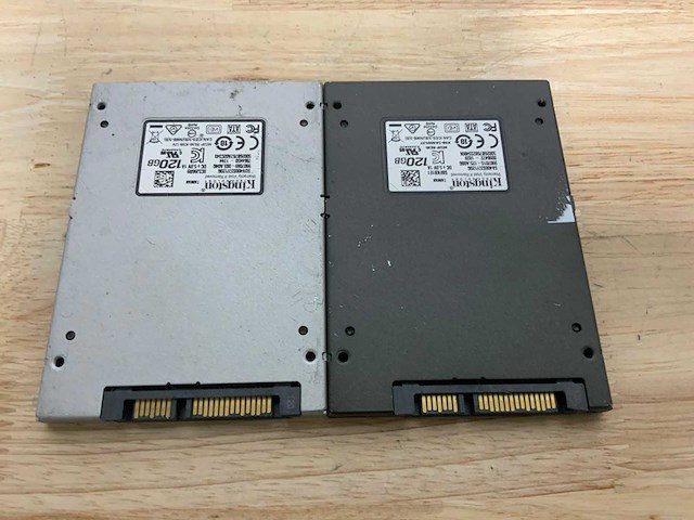 Sata interne ssd 2,5” 120/128gb (150x) - afbeelding 2 van  3