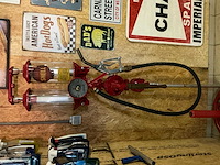 Satam oude naftpomp dubbel - afbeelding 2 van  5