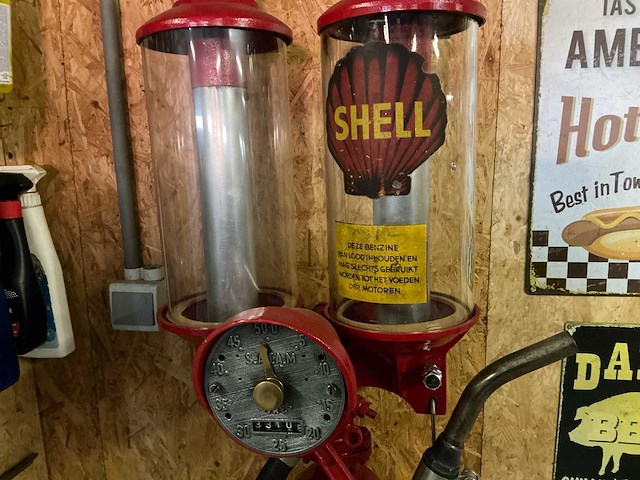 Satam oude naftpomp dubbel - afbeelding 4 van  5