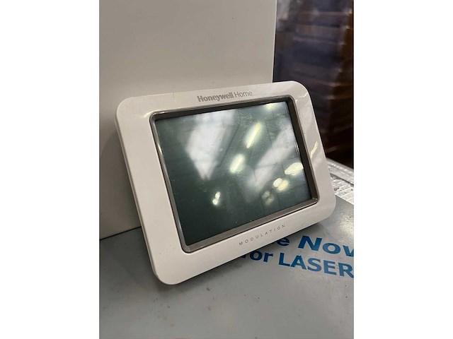 Satel integra alarmsysteem, honeywell touch thermostaat - afbeelding 5 van  6