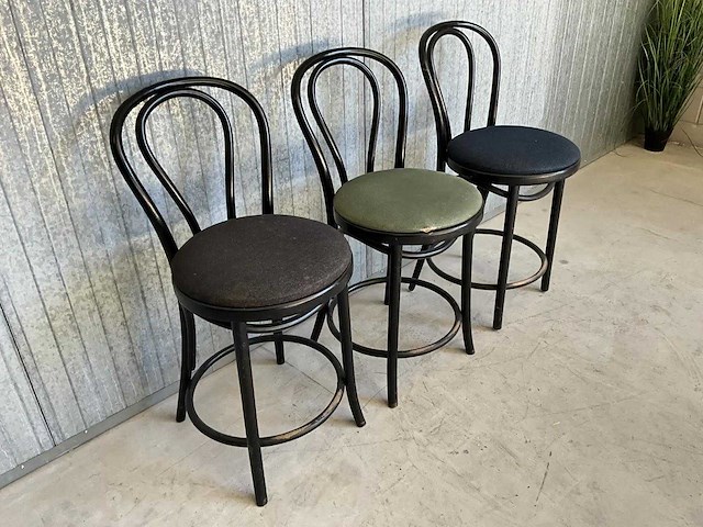Satelliet - 16/c - halfhoge restaurantstoel (3x) - afbeelding 2 van  2