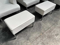 Satelliet - fauteuil met poef (4x) - afbeelding 1 van  1