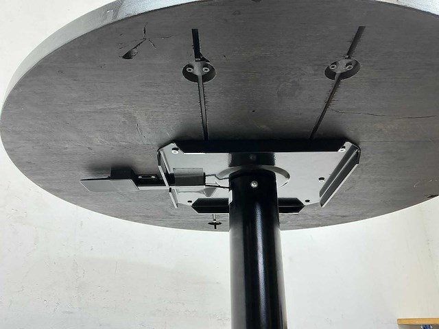 Satelliet - in hoogte verstelbare restauranttafel - afbeelding 5 van  6