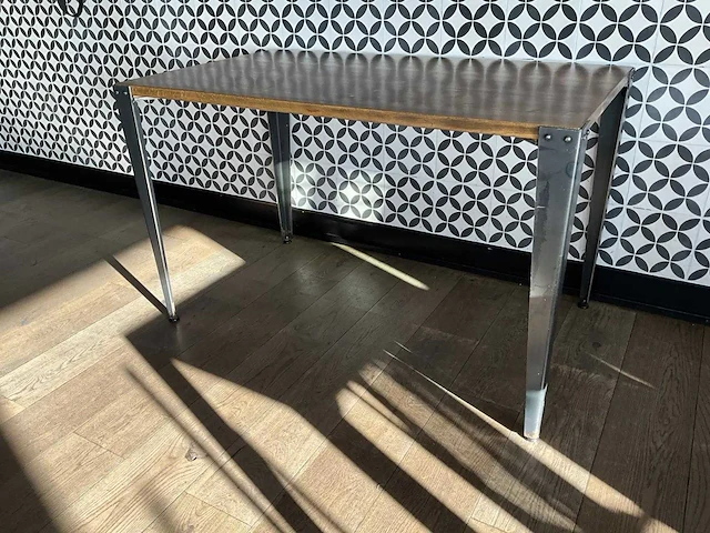 Satelliet - industriële restauranttafel (3x) - afbeelding 2 van  4