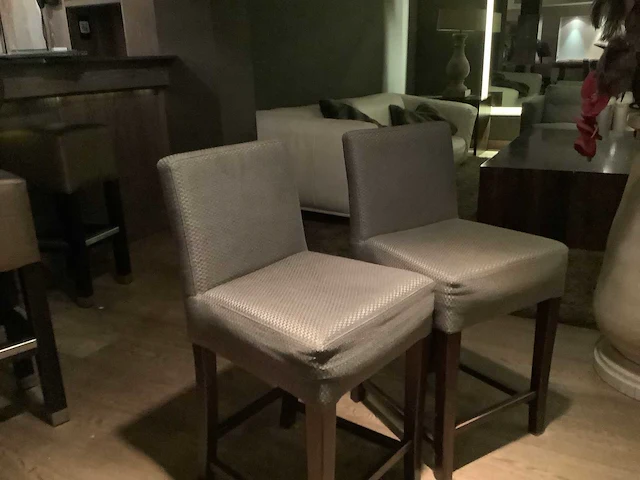 Satelliet - restaurant chairs (6x) - afbeelding 1 van  3