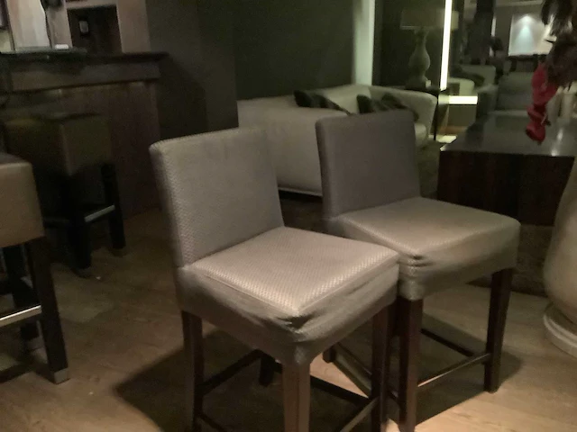 Satelliet - restaurant chairs (6x) - afbeelding 2 van  3