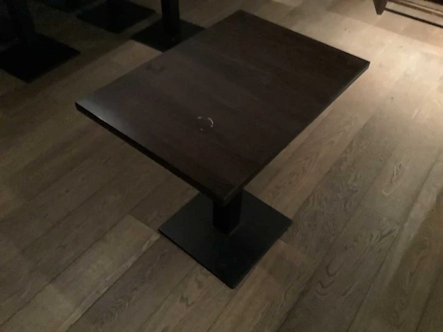 Satelliet - restaurant tables (3x) - afbeelding 3 van  3