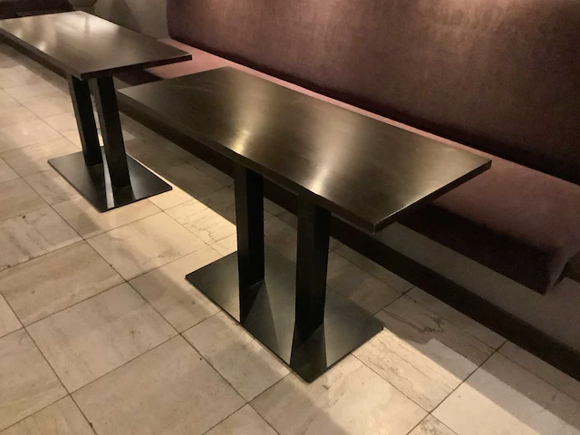 Satelliet - restaurant tables (6x) - afbeelding 1 van  4