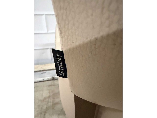 Satelliet - restaurantstoel (36x) - afbeelding 5 van  5