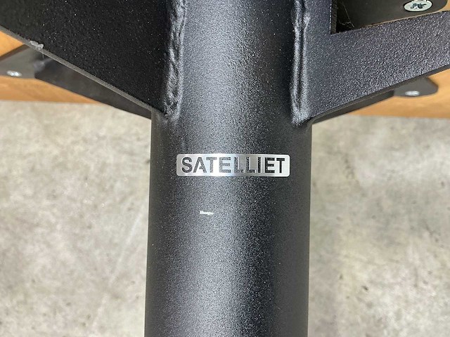 Satelliet - restauranttafel (2x) - afbeelding 5 van  5