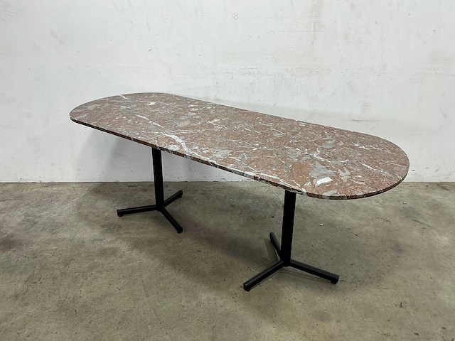 Satelliet - restauranttafel met stenen blad - afbeelding 1 van  5
