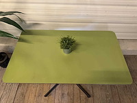 Satelliet - restauranttafel - afbeelding 3 van  3