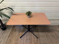 Satelliet - restauranttafel - afbeelding 2 van  5