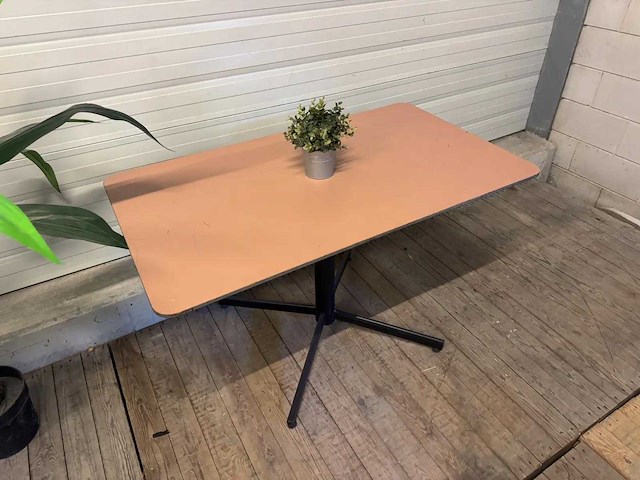 Satelliet - restauranttafel - afbeelding 3 van  5