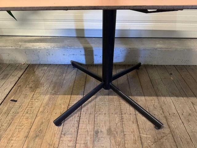 Satelliet - restauranttafel - afbeelding 5 van  5