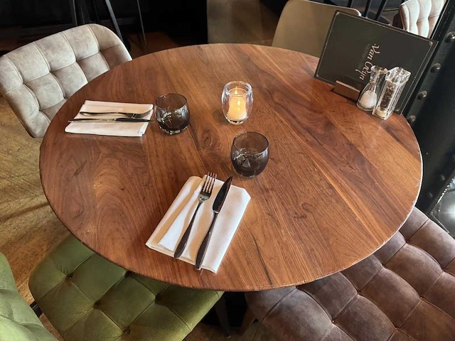 Satelliet - restauranttafels (4x) - afbeelding 9 van  12