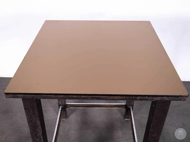 Satelliet - terras bartafel set - 4 statafels en 11 krukken - afbeelding 8 van  9