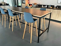 Satelliet bartafel met 4 “crassevig” design barkrukken - afbeelding 3 van  6