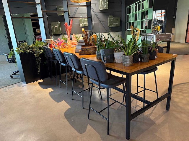 Satelliet eetkamertafel met stoelen - afbeelding 6 van  10