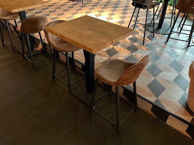 Satelliet rechthoek eettafel met stoelen - afbeelding 2 van  3