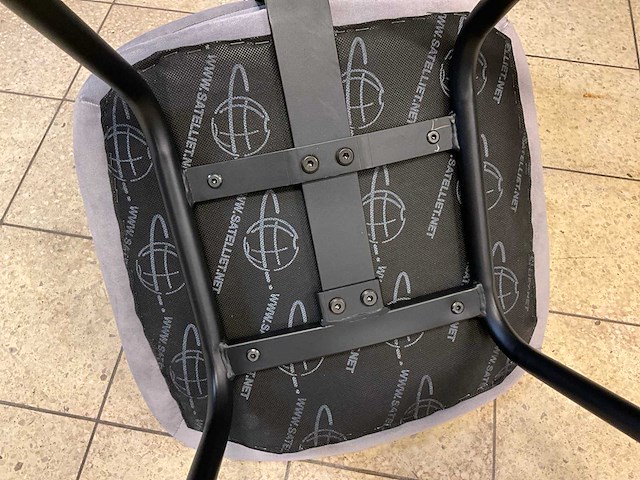 Satelliet restaurantstoelen (12x) - afbeelding 6 van  7