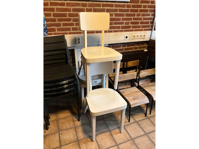 Satelliet restaurantstoelen (4x) - afbeelding 6 van  6