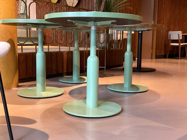 Satelliet restauranttafel (3x) - afbeelding 2 van  3