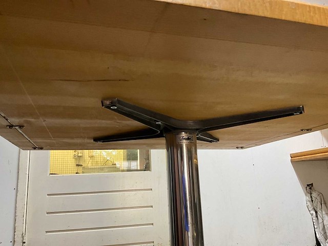 Satelliet restauranttafels (14x) - afbeelding 7 van  8