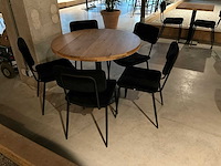 Satelliet rond eettafel met stoelen - afbeelding 2 van  4