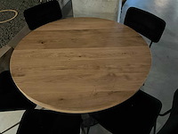 Satelliet rond eettafel met stoelen - afbeelding 3 van  4