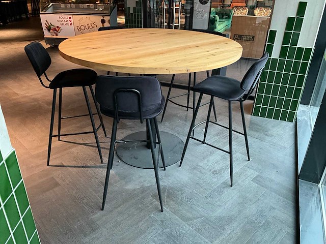 Satelliet rond hoog eettafel met stoelen - afbeelding 2 van  4