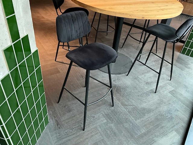 Satelliet rond hoog eettafel met stoelen - afbeelding 3 van  4