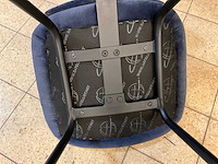 Satelliet suède restaurantstoelen (5x) - afbeelding 6 van  7