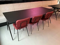 Satelliet tafel met 3 originals gerlin stackable sc stoelen - afbeelding 6 van  6