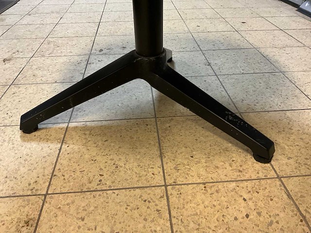 Satelliet terras bijzettafeltjes (7x) - afbeelding 4 van  7