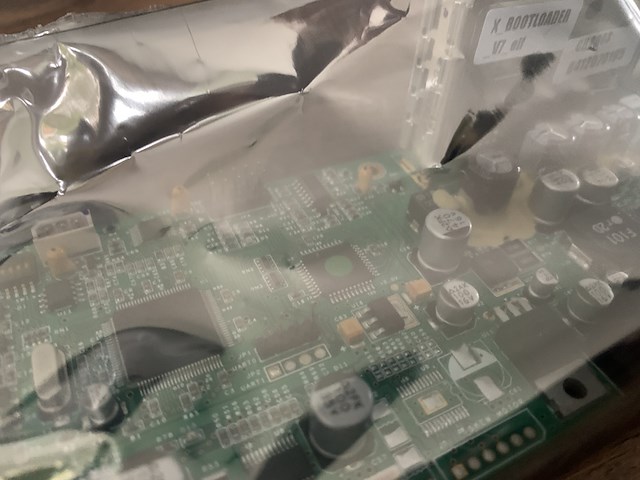 Satellite tv control board, raymarine, 45stv (r70076), groen, 2026 - afbeelding 3 van  5