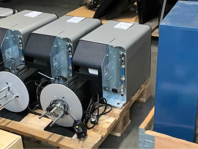 Sato cl4nx plus professionele labelprinter - afbeelding 1 van  3