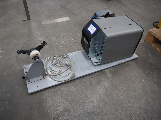 Sato - afbeelding 2 van  9