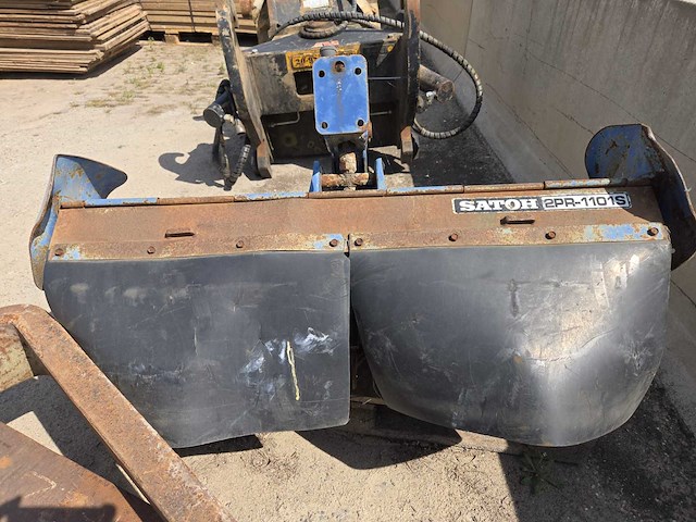 Satoh 2pr-1101s grondfrees - afbeelding 4 van  6