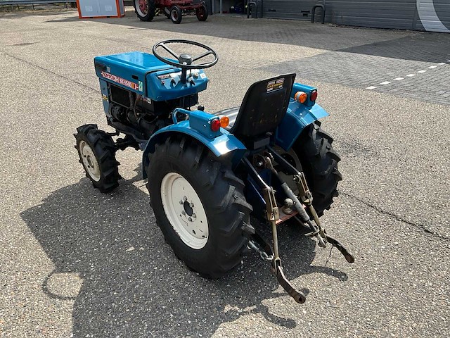 Satoh st-1510d 4wd minitractor - afbeelding 16 van  22
